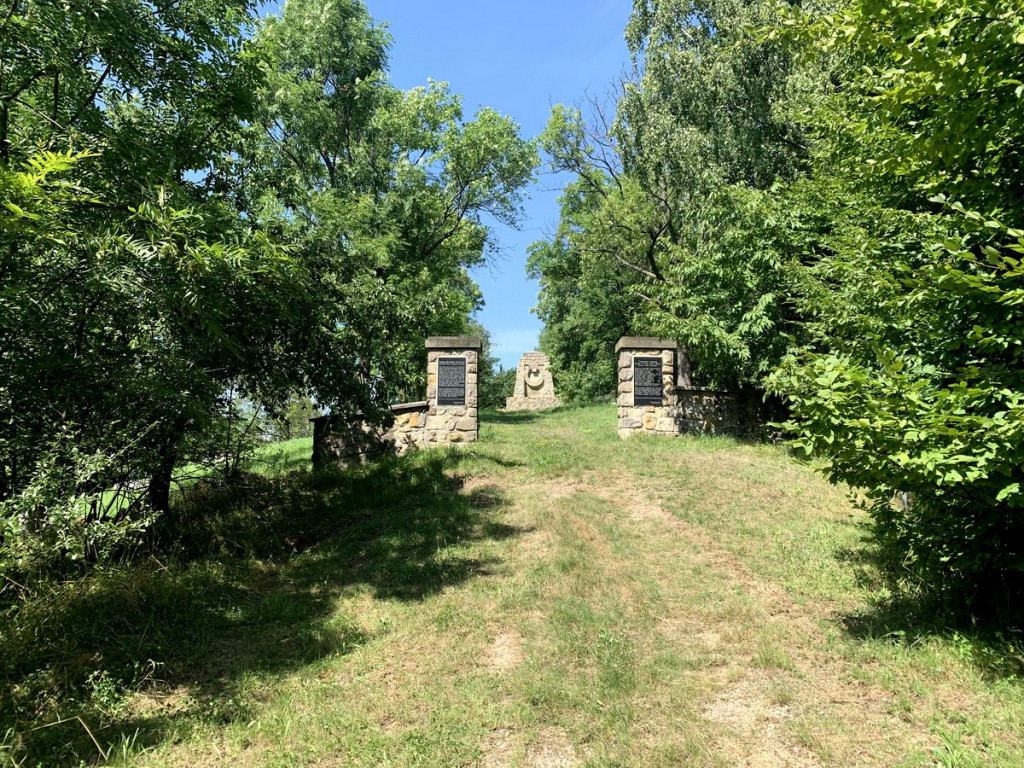 Cmentarze wojenne gminy Pleśna, a następnie powrót do domu