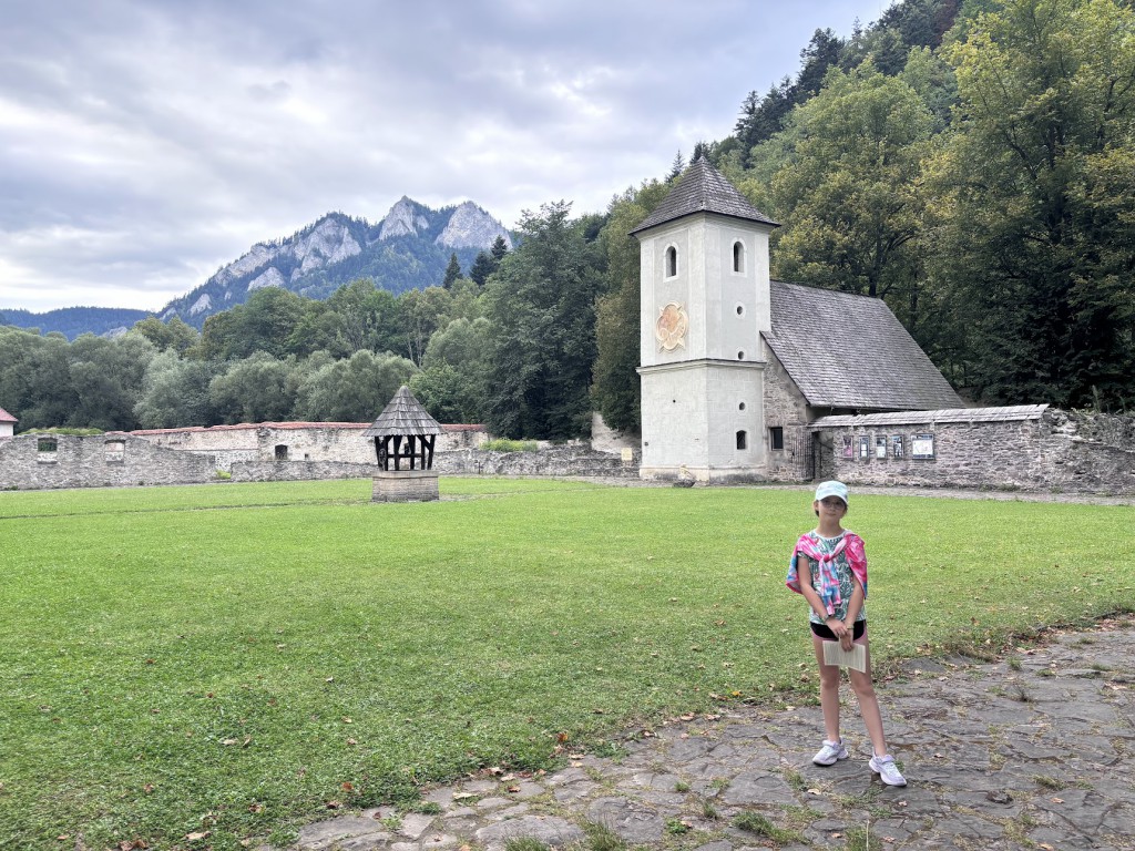 Wycieczka do Czerwonego Klasztoru